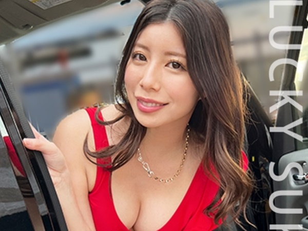 【素人】ナンパでゲットした美女がマン汁ダラダラ…フェラチオご奉仕から潮吹き穴をピストンされて喘ぎまくり！