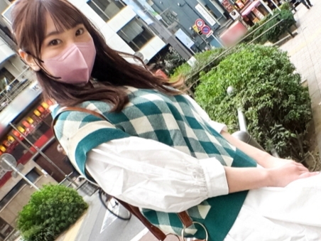 【美乳娘のびしょ濡れエッチ】 敏感ボディが潮吹きしまくり！ ぐちょぐちょのオマンコに生チンをぶち込んで激ピストン！