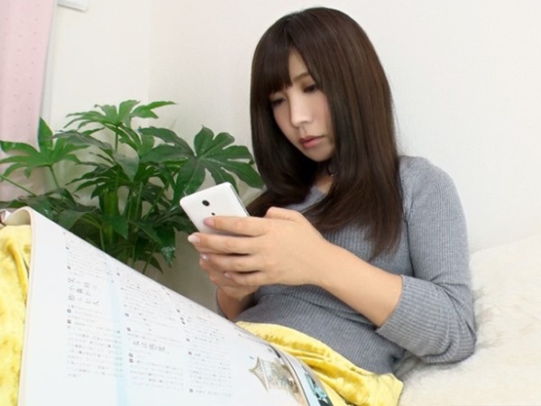【Fカップ巨乳女子との出会い】『直接渡すなんてドキドキ…』ネットオークションで意気投合した巨乳彼女と対面！大きな胸が揺れる姿に興奮MAX！思わずエッチな展開に発展しちゃう？！♡