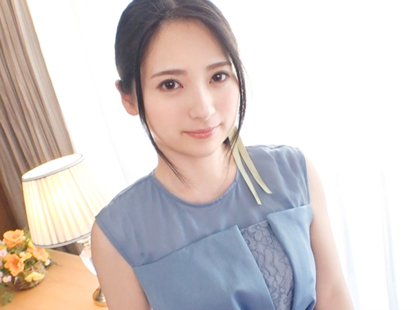 【素人ナンパ】『んっ…オチンチン…おっきいっ…♡』美人すぎる事務員さんとフェラ＆クンニで性器を舐め合って…