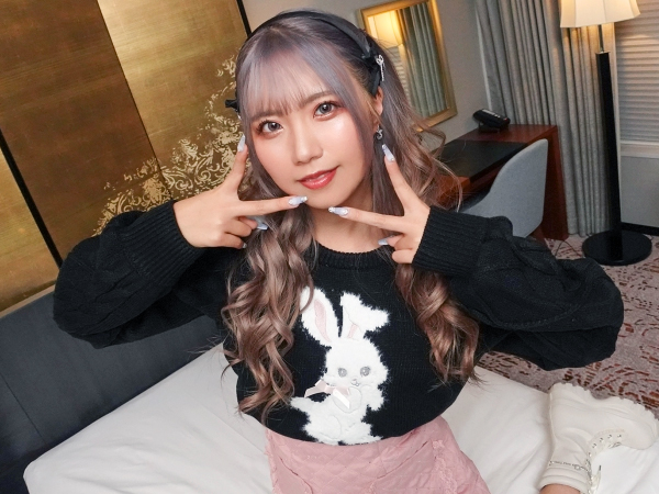 【敏感巨乳ギャルの欲情】おっぱい揉みしだくだけで全身を震わせる！エロマンペロペロ舐めて男に誘惑されヤリまくる！