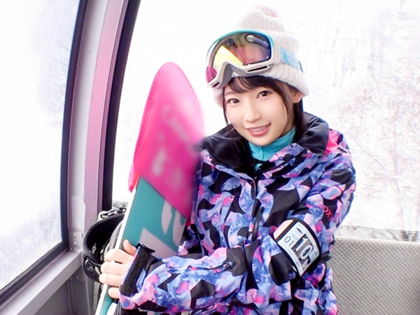 【ゲレンデナンパで即ハメ】『やだ…でも気持ちいい…』雪山で見つけたJDを即お持ち帰り！敏感なマンコに激ピストンでガンガン突いて、ビクビク痙攣アクメ連発！冬の寒さも吹き飛ぶ熱いSEX♥