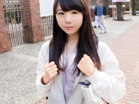 【着衣バックで悶絶】『もっと奥まで…』ナンパでゲットした小悪魔系女子がバックで激ピストン！服を着たまま肉棒を挿入され、おマンコぐちょ濡れでイキ乱れる！