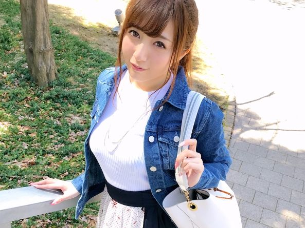 【ほぼ処女な美少女のHレッスン】「まだよくわかんないけど…」Fカップ美乳を揺らしてエッチの練習♥初々しい激カワ女子がパコパコSEXで感じまくり！ウブな反応がたまらない！