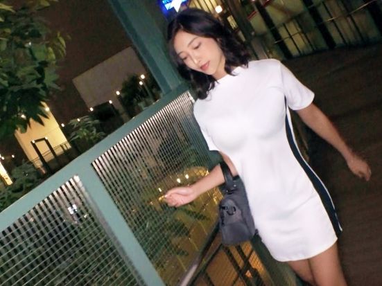 【ド痴女巨乳美女の野獣SEX】『もっと奥まで…♥』完璧なドエロボディを武器に、野性味溢れる濃厚プレイで男を翻弄！エロモード全開で腰をくねらせ、ビクビク絶頂する姿がエロすぎる！！