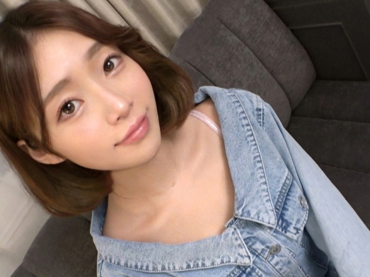 【美女素人】かわいくてコミュ能力も高い女の子！手が届かないけどヤレちゃうかも？そんな女の子を裸にするのが一番興奮する！