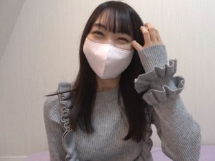 【ホテルでいちゃラブSEX】乳首ビンビンのスレンダー美少女と密室でラブラブハメ撮り♥ケツを叩かれながら激しく突かれて、とろけ顔で乳首をいじられる姿がたまらない！敏感ボディを弄ばれ、感じまくる姿がエロかわいい♡