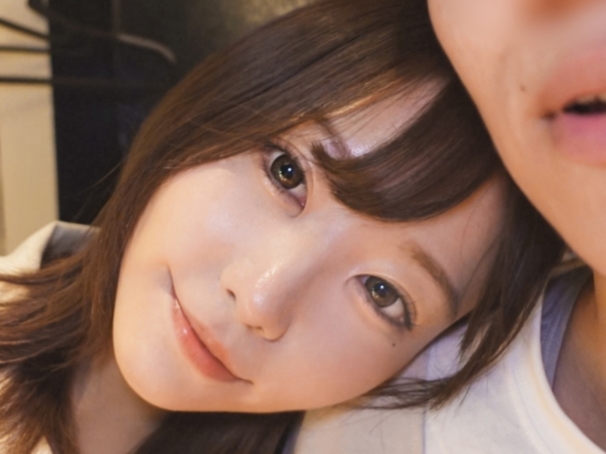 【イチャラブ素人体験】『気持ちいい…』美ボディ美女が素人くんと濃厚セックス！ねっとりマンコで素人チンコを包み込み、イチャイチャヤりまくる！♡