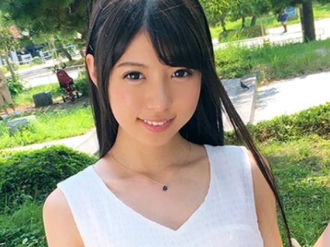 【清楚系美少女の淫乱覚醒】『こんなの初めて…』笑顔が可愛い女子がチ○ポの虜に♡ベッドで激しく突かれて、恥じらいながらイキまくる姿がエロすぎる！！清楚な顔して実はドスケベだった！！