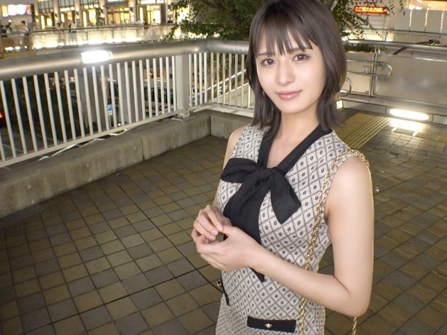 【素人ナンパ】押しに弱い美女をナンパして部屋に連れ込み楽勝SEXｗ会ったばかりの男に潮吹かされチンポハメられイキまくる♡