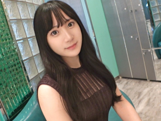 【色白美人の淫乱騎乗位】手マンでトロトロに濡れたオマンコが男根を包み込み、激しく腰を振る！色白美女が乱れまくるエロティックな騎乗位SEX！♡