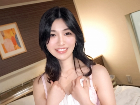 【美乳の清楚系お姉さん】手マンでトロトロに濡れちゃう敏感マンコ！メス汁垂れ流しで快感に悶える姿がエロすぎて、思わず見入っちゃう♥